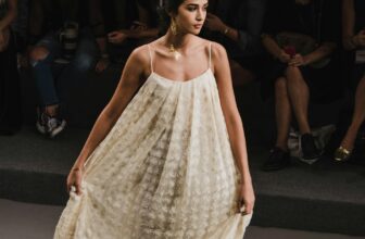 How Fashion Shows Influence Trends